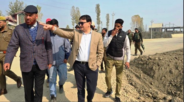 DC Baramulla inspects progress of construction work on Sangrama Fly-Over