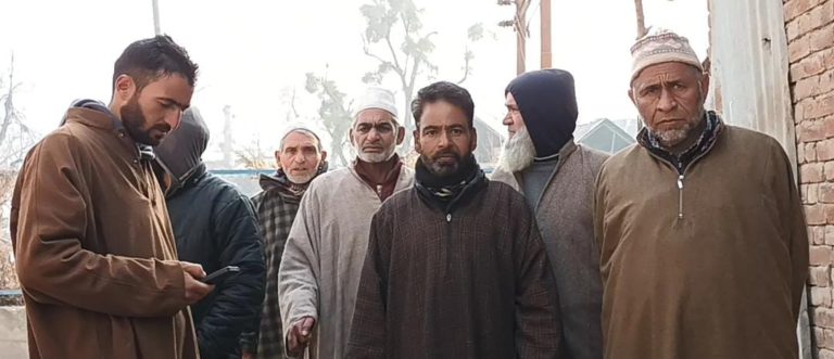 Locals of Budgam village protest over lack of potable water