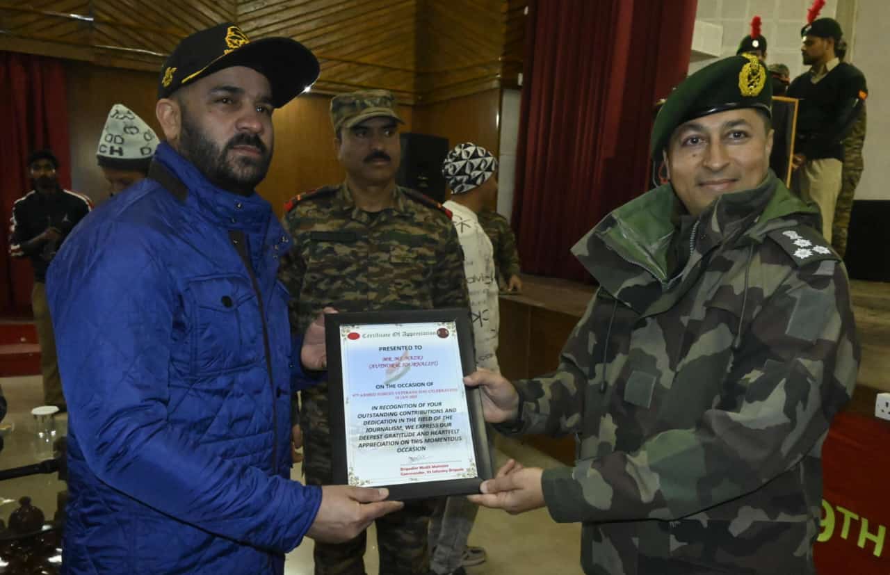 Army honors M S Nazki for outstanding Defence