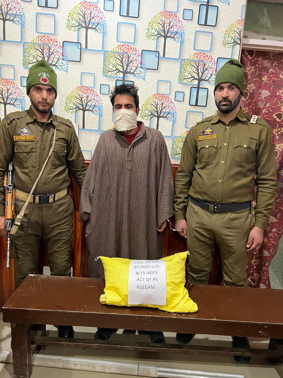 Kulgam Police arrests drug peddler; Contraband substance recovered