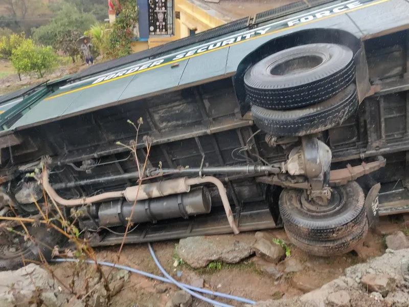 Three BSF Troopers Injured In Rajouri Accident